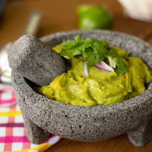 Sur La Table - Molcajete and Tejolote (Mortar and Pestle) - Picture 4 of 5